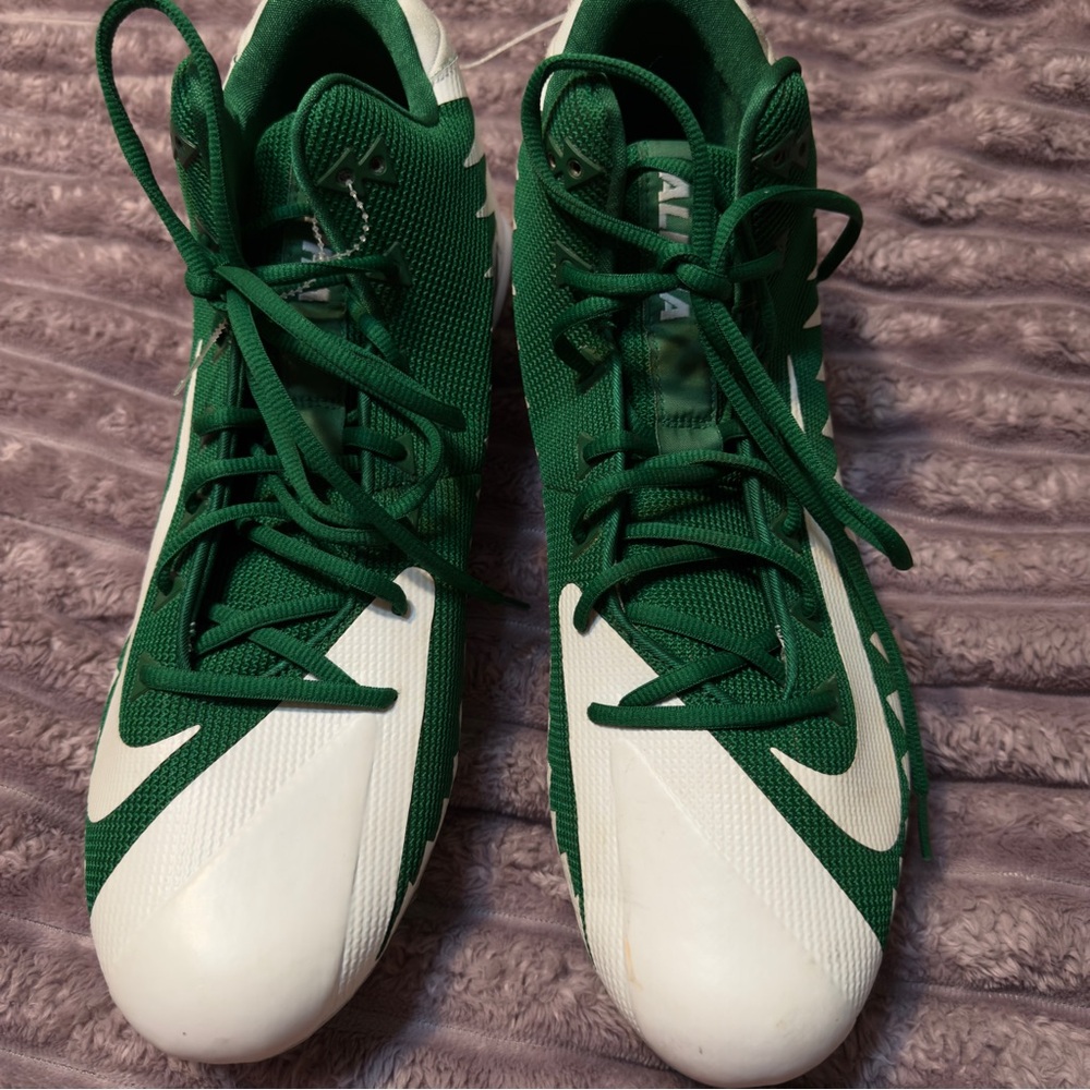 Alpha Menace Pro Mid Pine Green/White Cleats   sz 16
